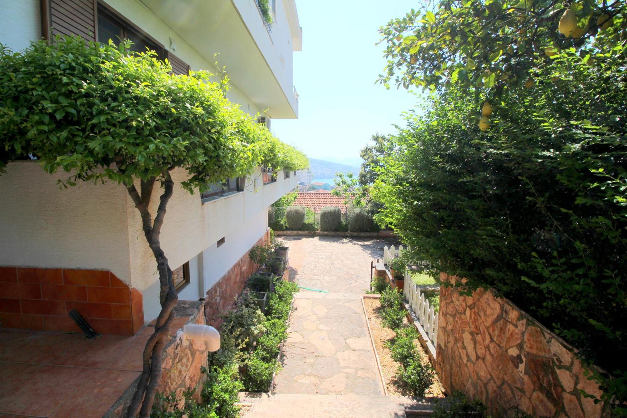 Garden Villa Eva Саранда Экстерьер фото